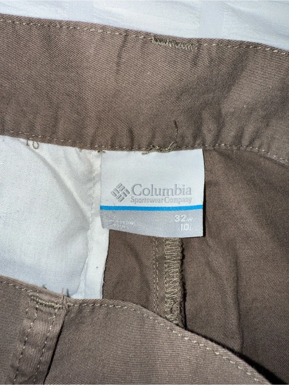 Columbia Sportswear Men's Brown Cargo Shorts Size 32